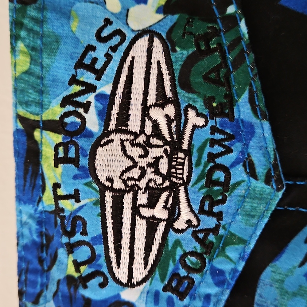 Just Bones Boardwear Tropical Print Board Shorts Size 32โ - Picture 9 of 15